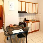 Gk Suites-constantin View , Auto Check-in 24h Apartment *