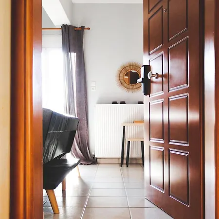Gk Suites-constantin View , Auto Check-in 24h 라리사