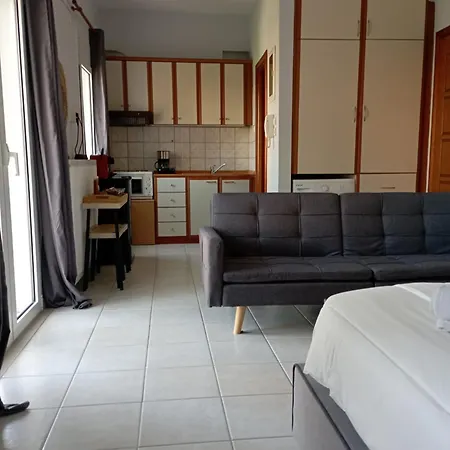 Gk Suites-constantin View , Auto Check-in 24h * Larissa