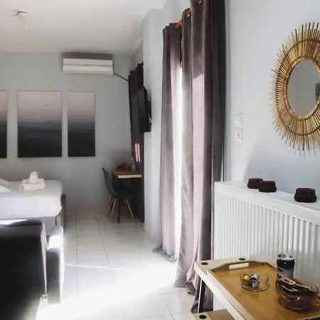 Gk Suites-constantin View , Auto Check-in 24h * Larissa