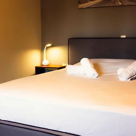 Gk Suites-constantin View , Auto Check-in 24h Лариса