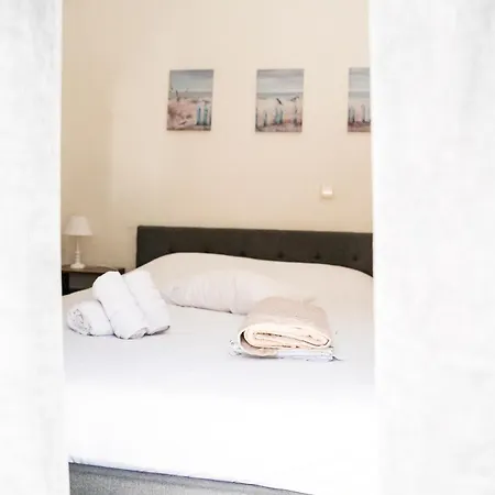 Apartment Gk Suites-constantin View , Auto Check-in 24h