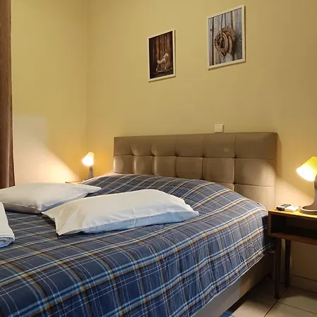 Gk Suites-constantin View , Auto Check-in 24h