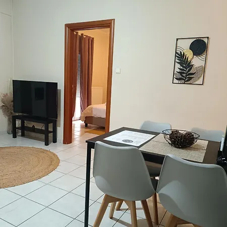 Gk Suites-constantin View , Auto Check-in 24h * Larissa