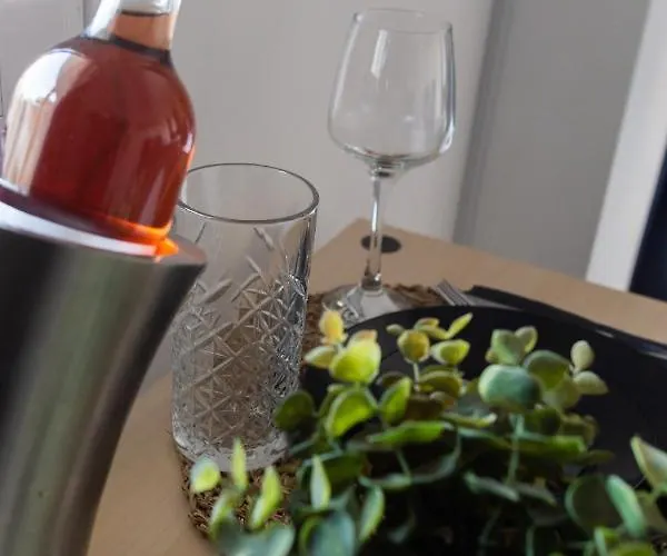 Gk Suites-constantin View , Auto Check-in 24h Лариса