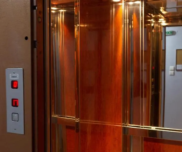 Апартаменты Gk Suites-constantin View , Auto Check-in 24h *