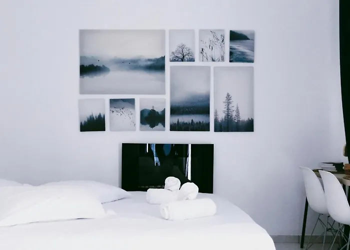 Апартаменты Gk Suites-constantin View , Auto Check-in 24h *