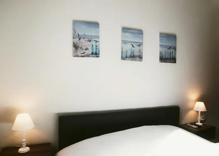 Gk Suites-constantin View , Auto Check-in 24h Апартаменты *